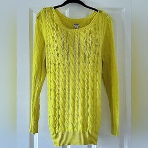 Women's Cozy Cable Knit Sweater With Button Details